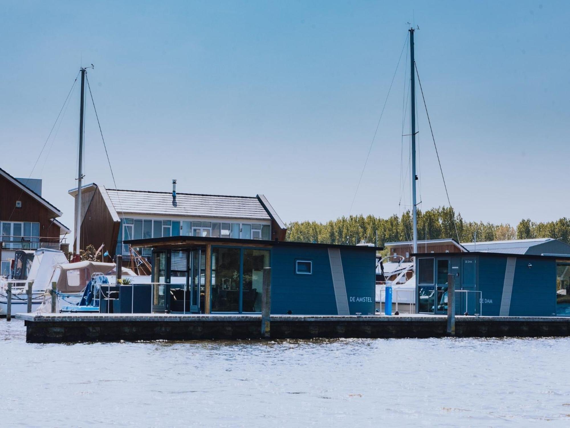 Modern Houseboat With Air Conditioning Located In Marina Uitgeest Eksteriør bilde