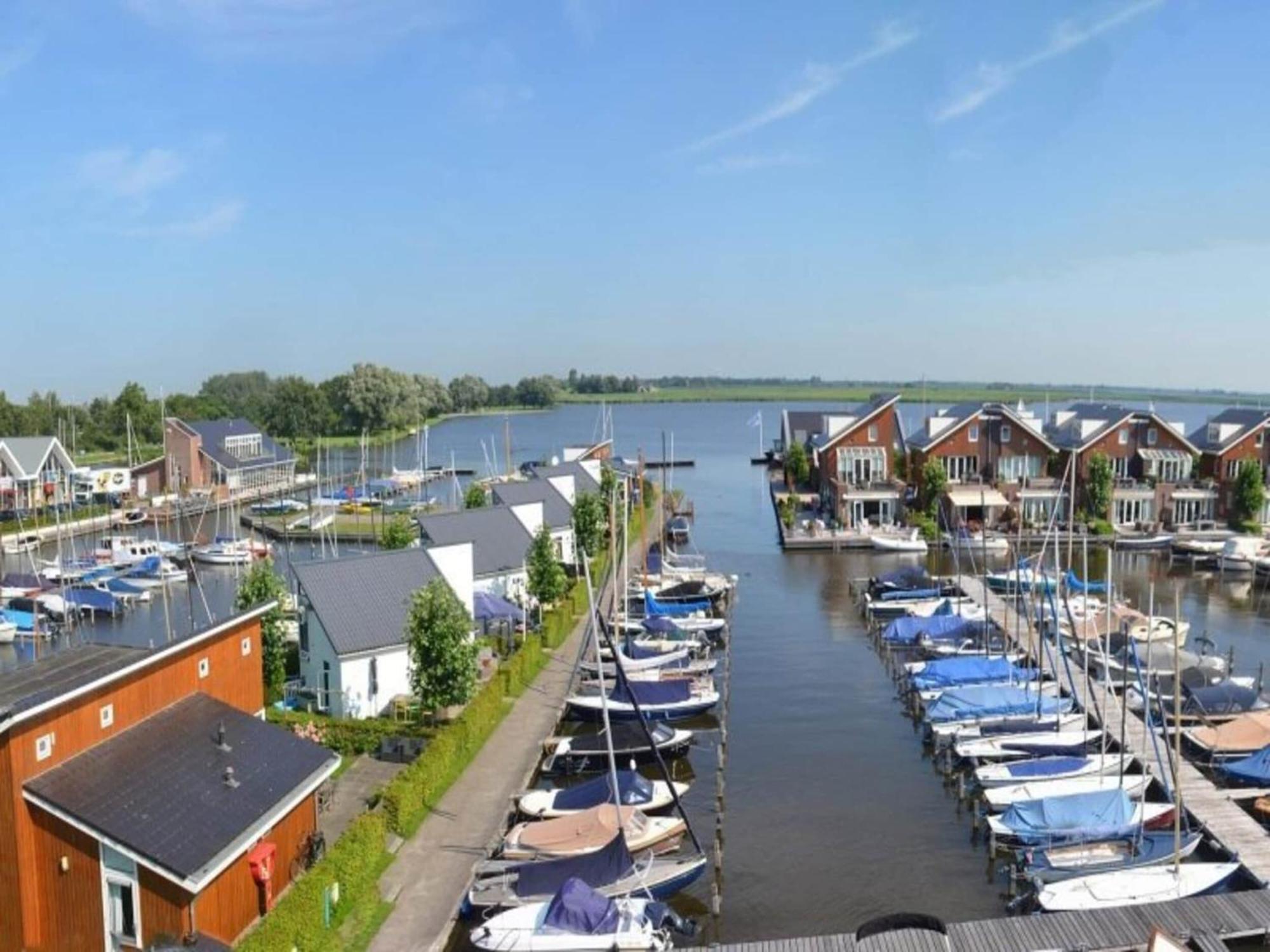 Modern Houseboat With Air Conditioning Located In Marina Uitgeest Eksteriør bilde